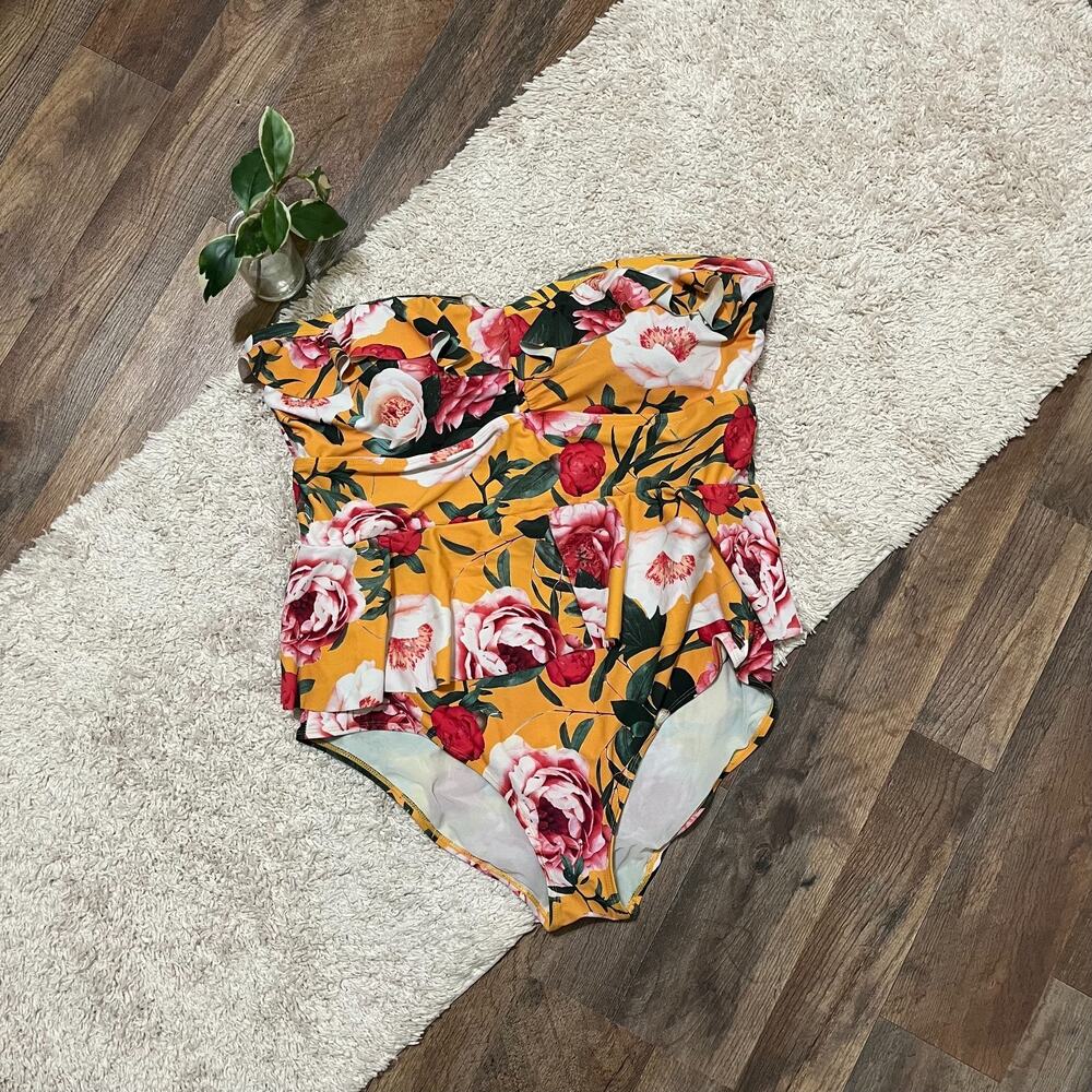 Torrid Size 2X Mustard Yellow Floral Ruffle Strapless Padded One Piece Swimsuit